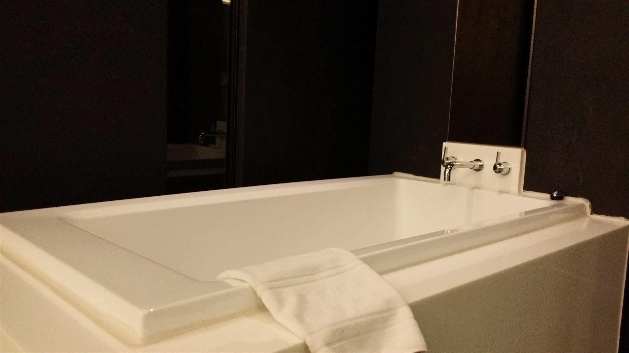 Hotel Oscar Suite Gunsan Exterior foto